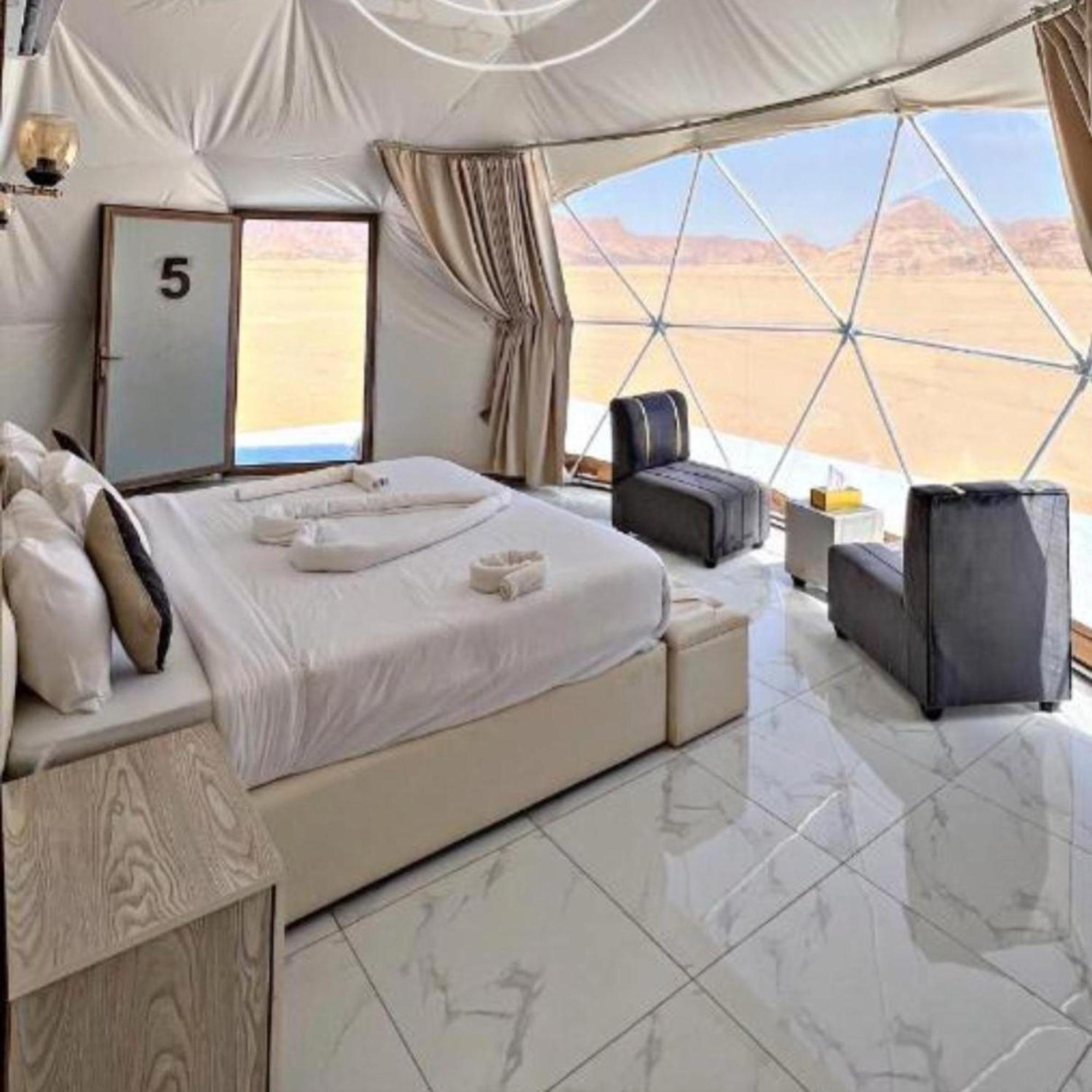 Julia Rum Luxury Camp Wadi Rum Exterior foto